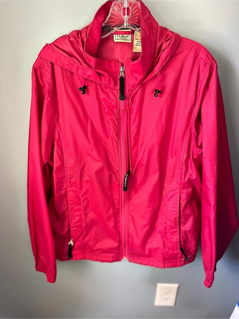 Large.LL.Bean Stowaway Windbreaker Pink Size Large